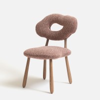 <a href="https://www.galeriegosserez.com/artistes/donnersberg-emma.html">Emma Donnersberg</a> - Cloud Chair Nimbus - Chêne/Amanda